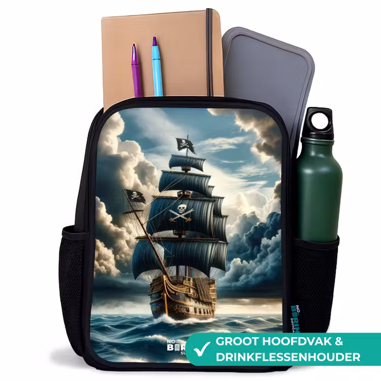 Piratenschip op een woeste zee Rugzak - Zwart middel -inhoud_NL