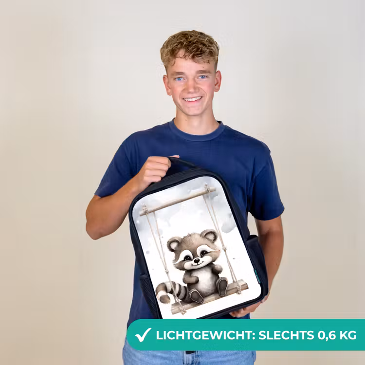 Wasbeer - Dier - Kinderen Rugzak - Zwart middel -sfeer7_NL