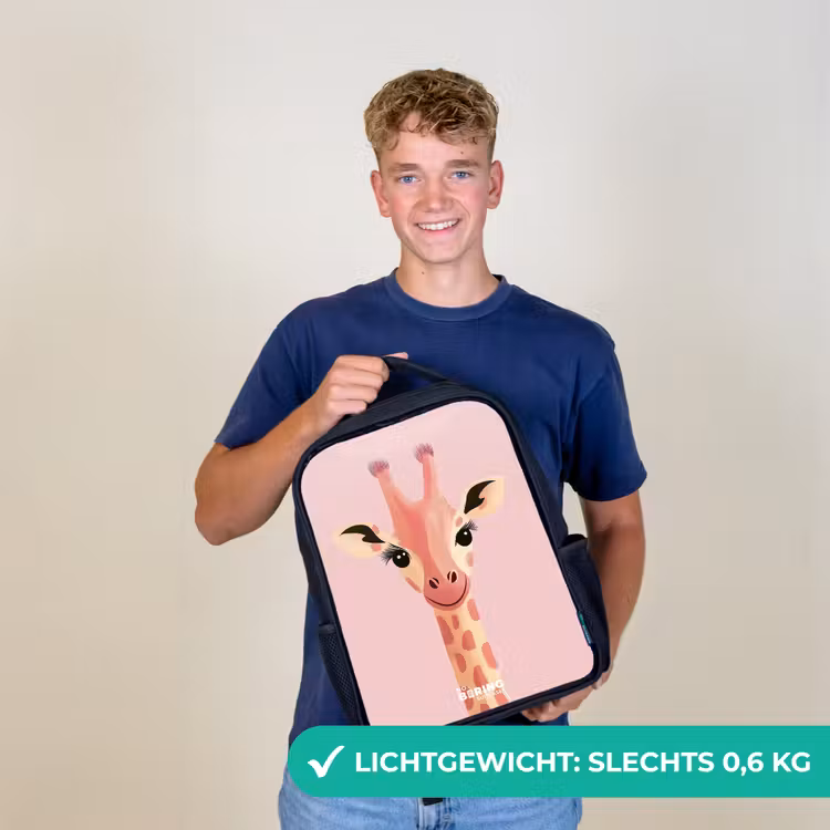 Giraffe - Wimpers - Minimalistisch - Roze Rugzak - Zwart middel -sfeer7_NL