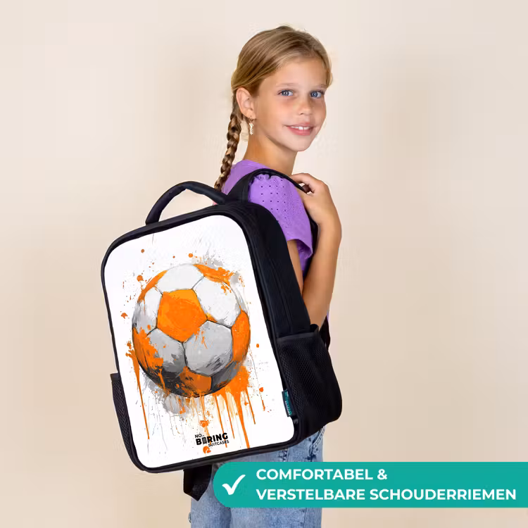 Voetbal - Verf - Oranje Rugzak - Zwart middel -sfeer6_NL