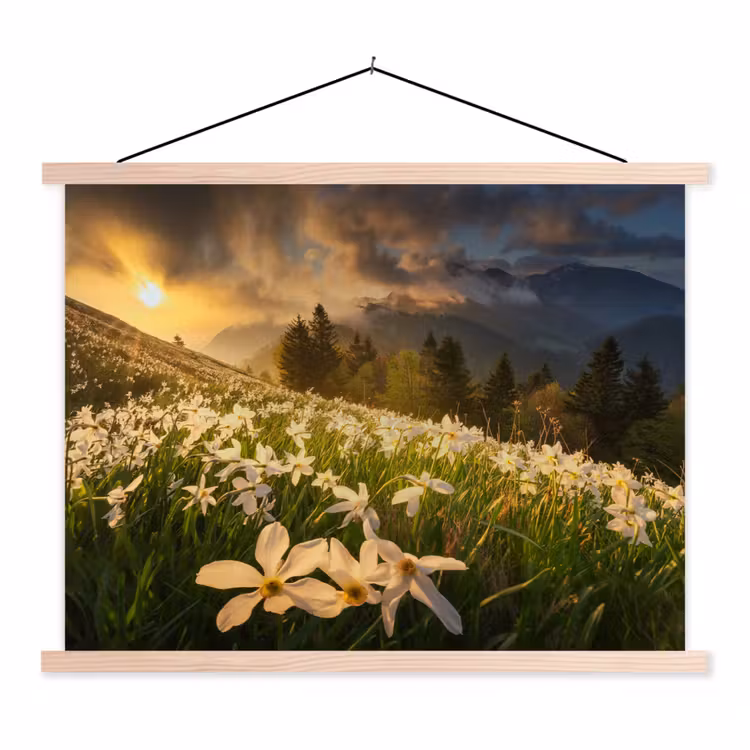 Bloemenveld - Heuvels - Zonsondergang - Berg - Natuur - Wit - Heuvels textielposter latten blank klein -3d