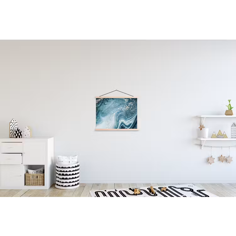 Binnenkant van een blauwe geode met gouden details uit de natuur textielposter latten blank klein -kinderkamer
