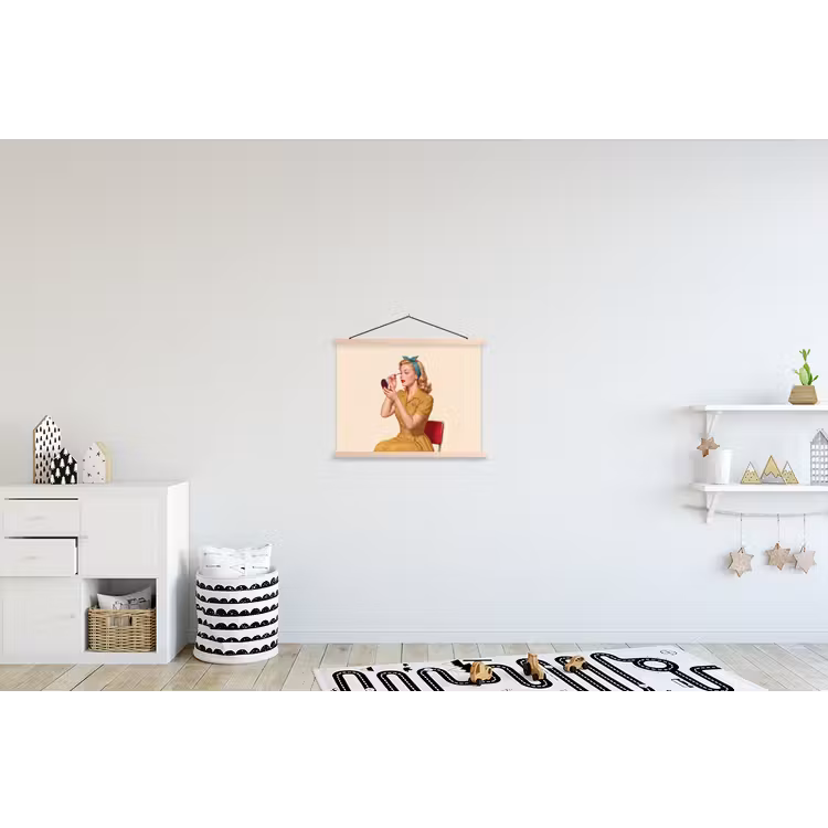Illustratie - Mascara - Vrouw - Geel textielposter latten blank klein -kinderkamer
