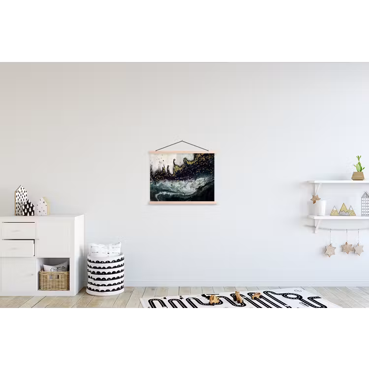 Abstracte vormen uit de natuur met witte en gouden en donkere kleuren textielposter latten blank klein -kinderkamer