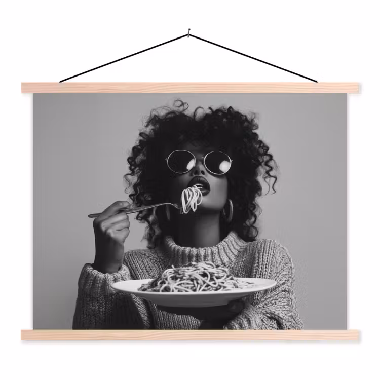 Vrouw - Pasta - Zwart - Wit textielposter latten blank klein -3d