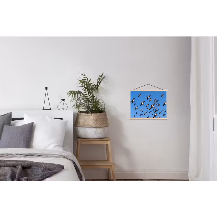Zwaluwen - Vliegen - Blauw textielposter latten blank klein -woonkamer