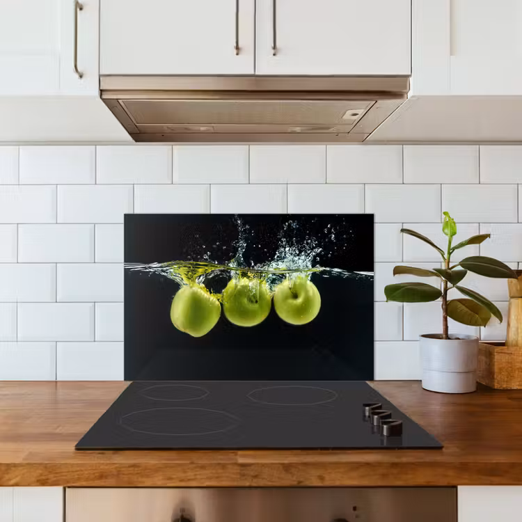 Appels - Fruit - Water - Zwart - Groen keuken achterwand spatscherm klein -sfeer2