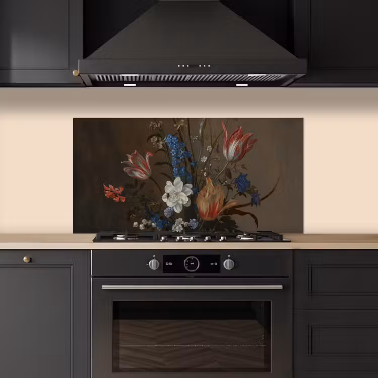 Bloemen in een Wan-Li vaas en schelpen - Schilderij van Balthasar van der Ast keuken achterwand spatscherm middel -sfeer1