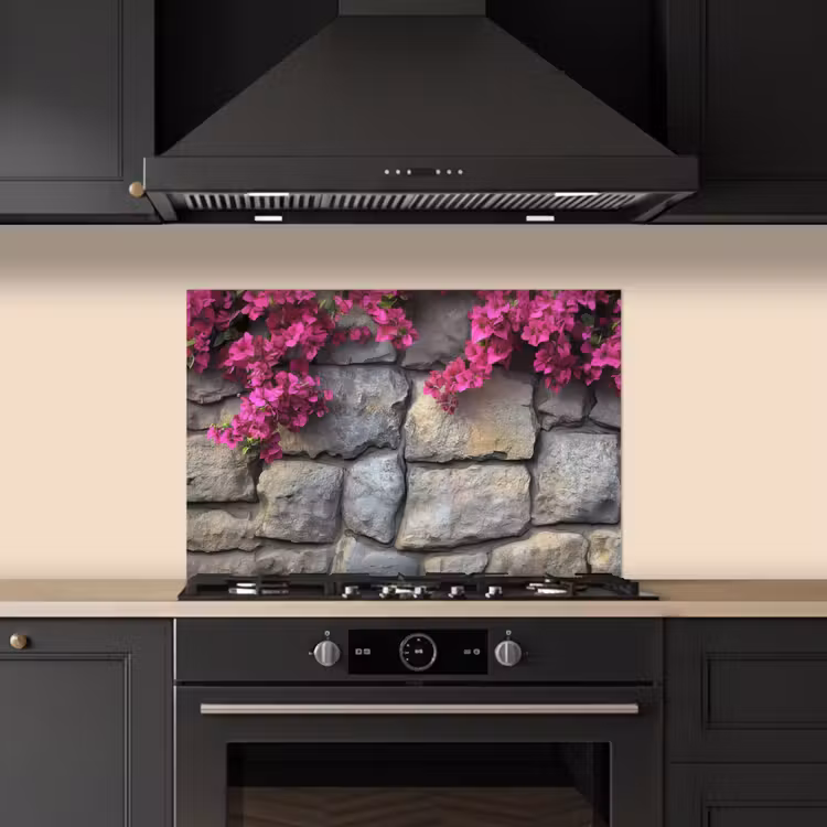 Bougainvillea - Stenen Muur - Roze keuken achterwand spatscherm klein -sfeer1