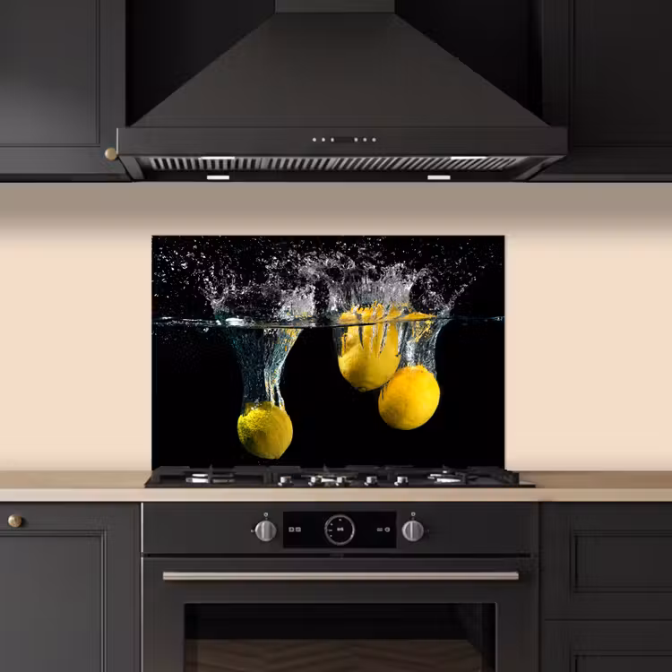 Citroen - Fruit - Stilleven - Water - Geel keuken achterwand spatscherm klein -sfeer1