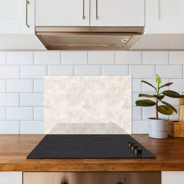Crèmebeige - Marmer - Aders keuken achterwand spatscherm klein 900 -sfeer2