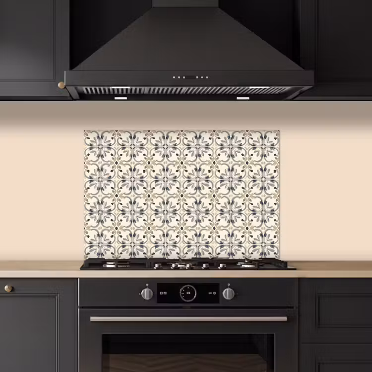 Floraal - Patroon - Kleurrijk keuken achterwand spatscherm klein 900 -sfeer1