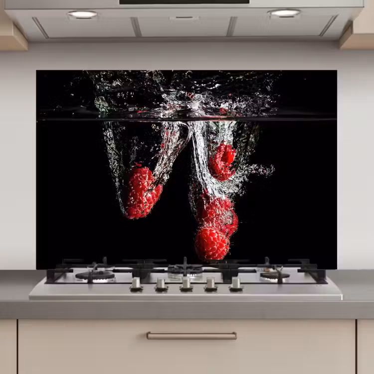 Frambozen - Fruit - Stilleven - Water - Zwart - Rood keuken achterwand spatscherm klein -3d_website
