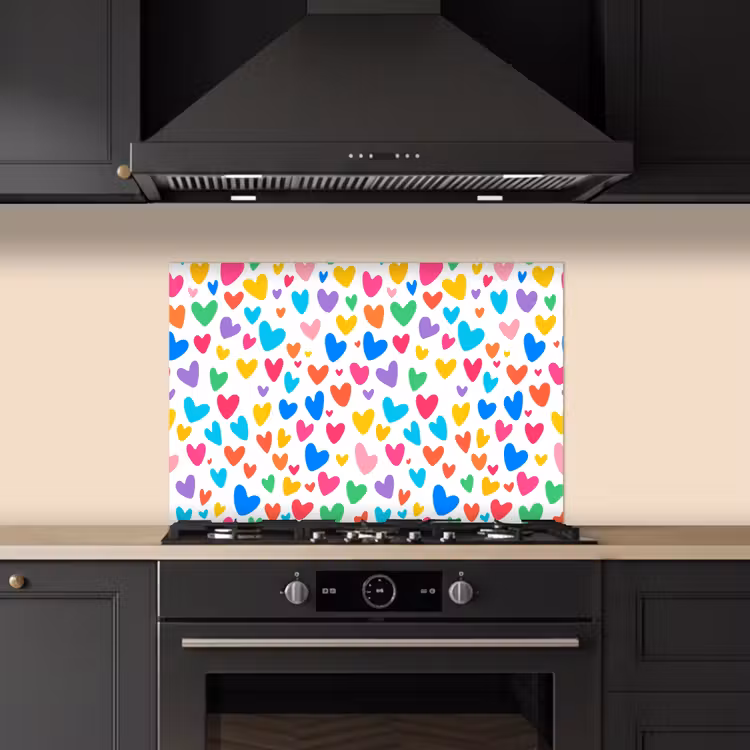 Hartjes - Kleurrijk - Patroon - Levendig keuken achterwand spatscherm klein -sfeer1