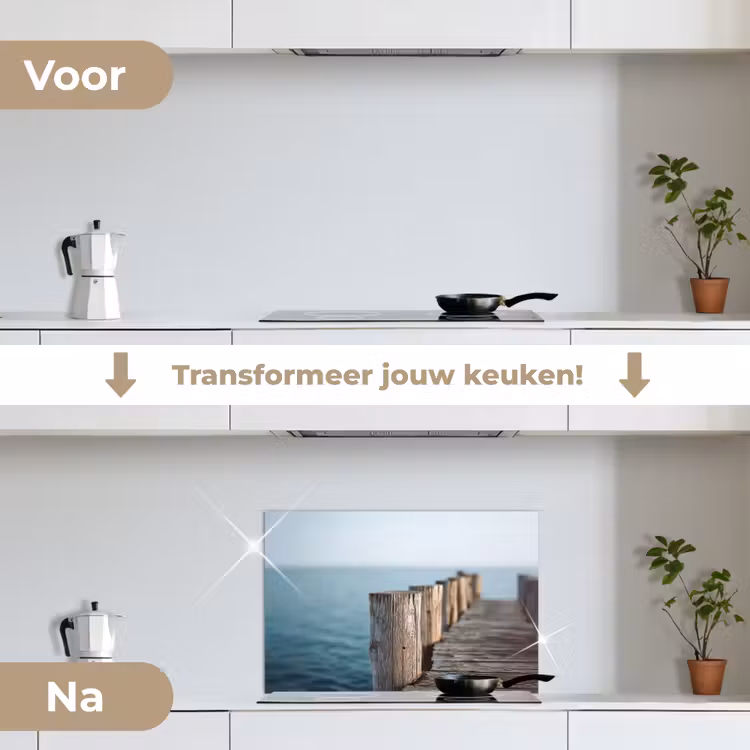 Houten steiger - Helderblauwe lucht keuken achterwand spatscherm klein -voor_na_NL