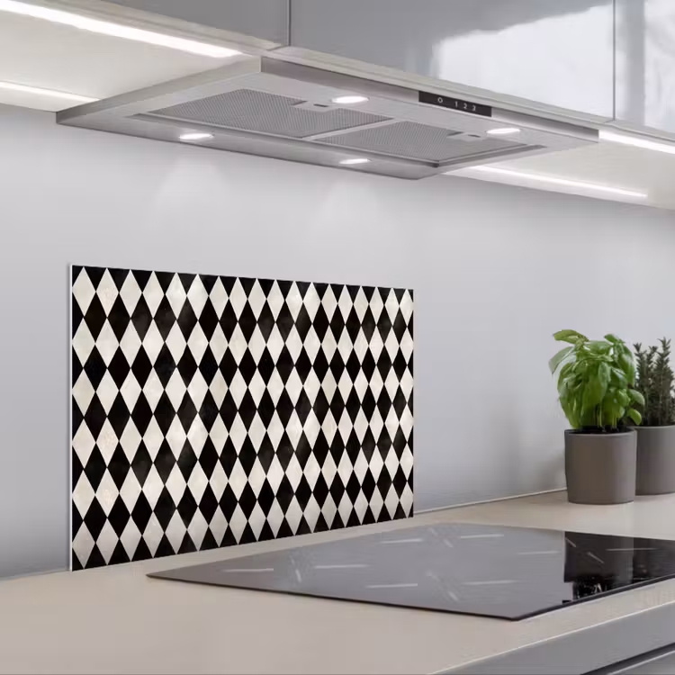 Klassiek - Patroon - Zwart keuken achterwand spatscherm klein 900 -3d_schuin