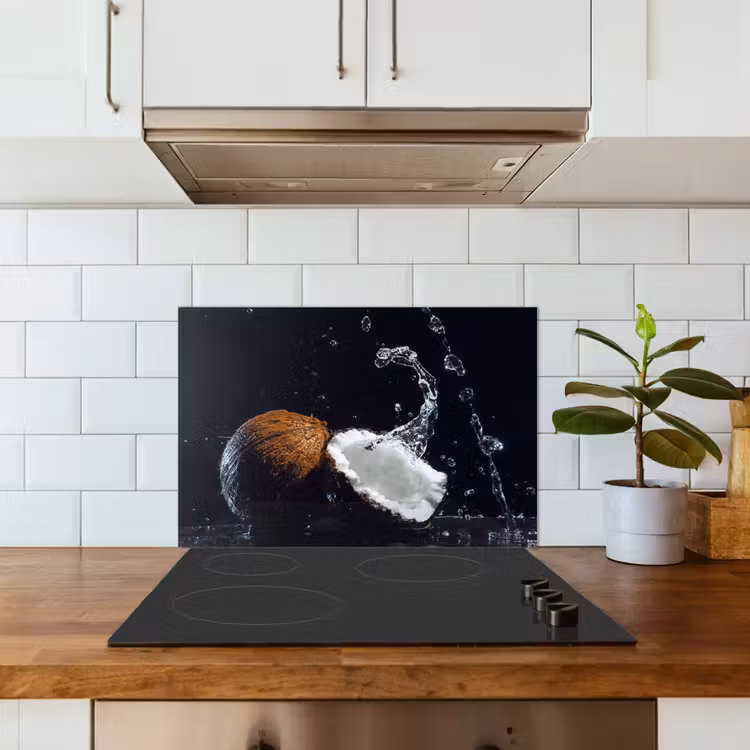 Kokosnoot - Stilleven - Water - Zwart - Fruit keuken achterwand spatscherm klein -sfeer2