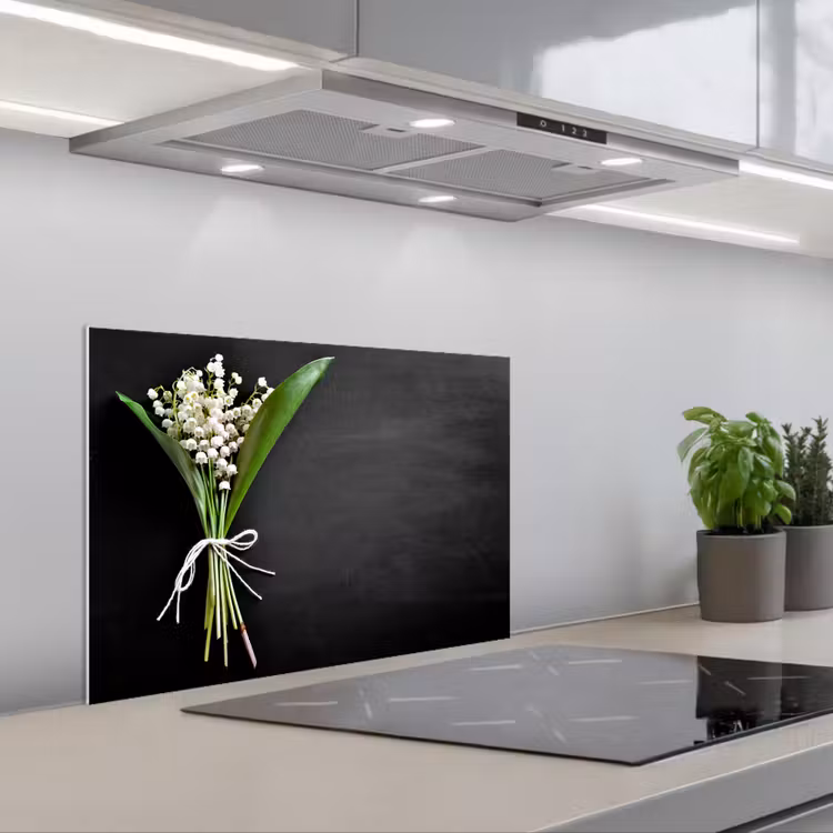 Lelietjes van dalen - Bloemen - Strik keuken achterwand spatscherm klein -3d_schuin