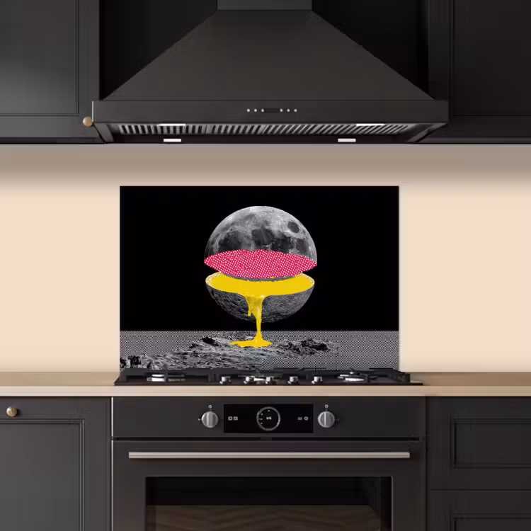 Maan - Geel - Roze - Zwart keuken achterwand spatscherm klein -sfeer1