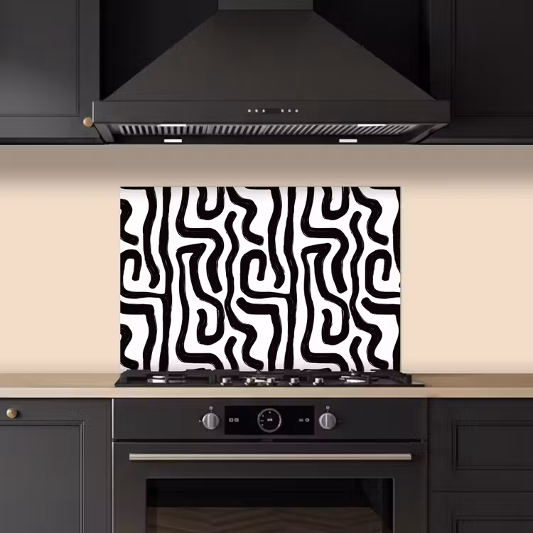 Modern - Lijnen - Zwart keuken achterwand spatscherm klein 900 -sfeer1