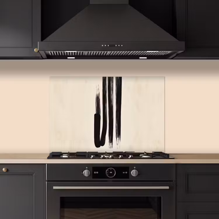 Penseelstreken - Verticaal - Zwart keuken achterwand spatscherm klein -sfeer1