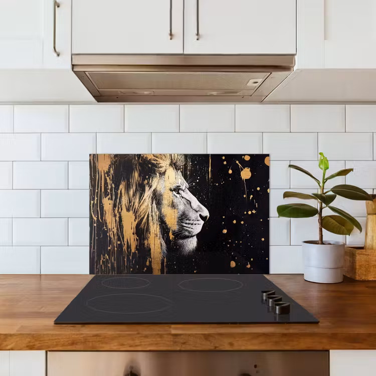 Portret - Leeuw - Abstract - Goud keuken achterwand spatscherm klein -sfeer2