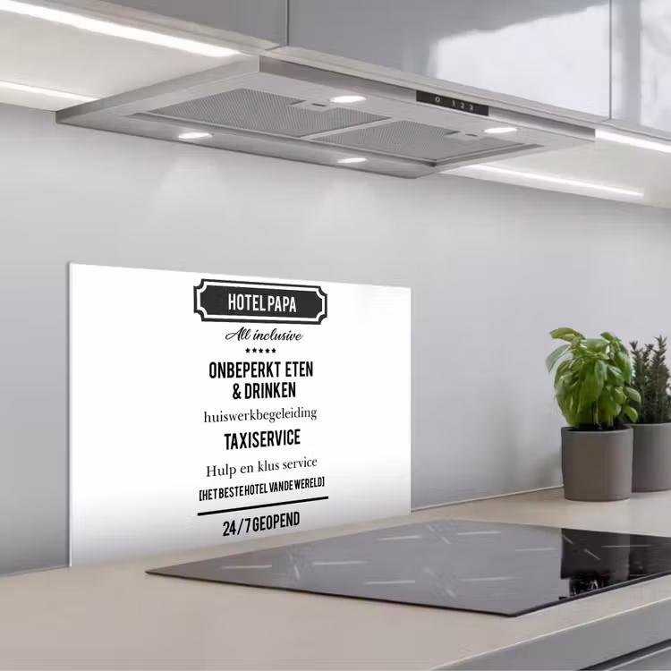 Spreuken - Hotel papa - Quotes - Vader keuken achterwand spatscherm klein -3d_schuin