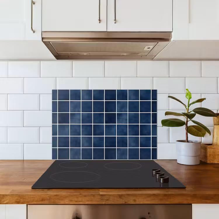 Tegel - Modern - Blauw keuken achterwand spatscherm klein 900 -sfeer2