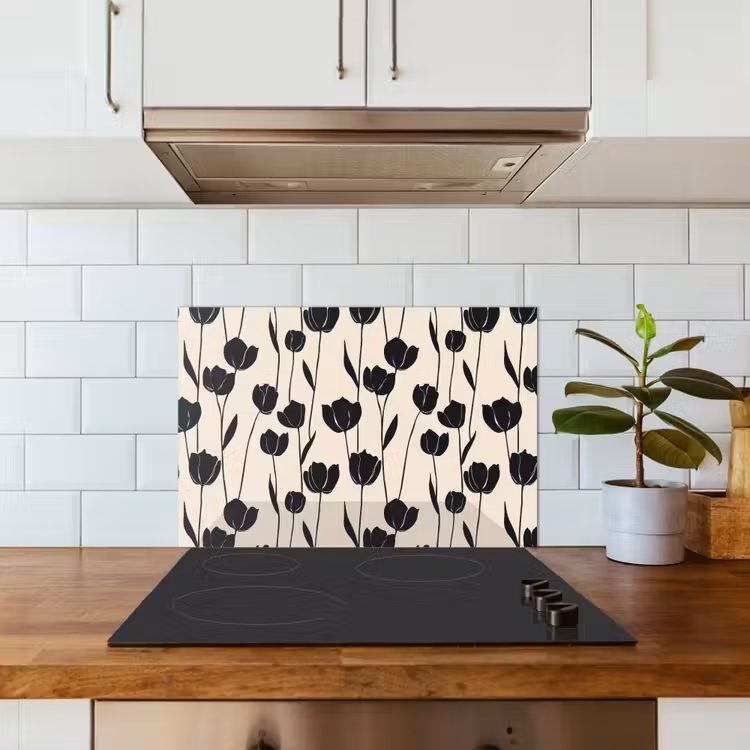 Tulpen - Patroon - Zwart keuken achterwand spatscherm klein 900 -sfeer2