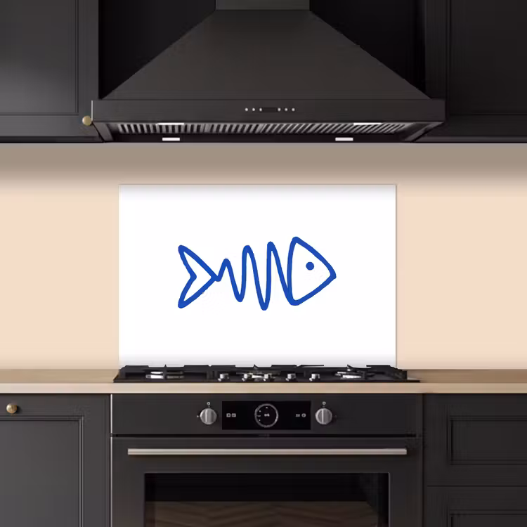 Vis - Minimalistisch - Blauw - Lijn keuken achterwand spatscherm klein -sfeer1