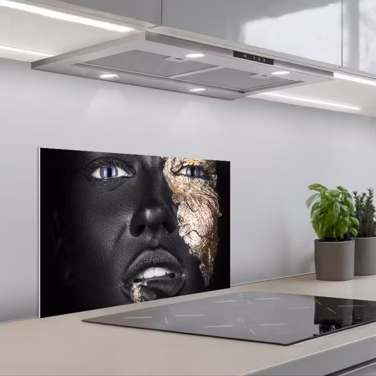 Vrouw - Bladgoud - Zwart - Huid - Luxe keuken achterwand spatscherm klein -3d_schuin
