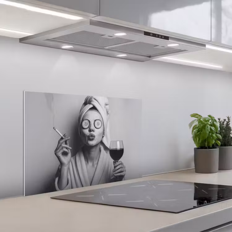 Vrouw - Masker - Wijn - Sigaret keuken achterwand spatscherm klein -3d_schuin