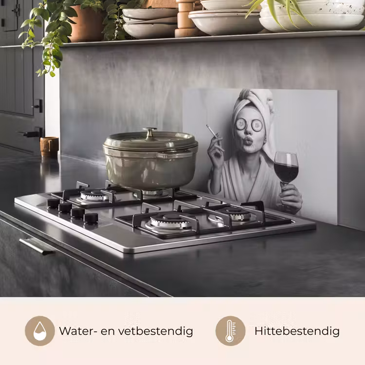 Vrouw - Masker - Wijn - Sigaret keuken achterwand spatscherm klein -usp_NL