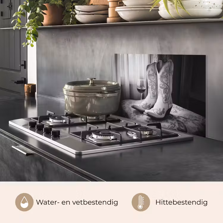 Wijn - Cowboylaarzen - Raamlicht - Wit keuken achterwand spatscherm klein -usp_NL