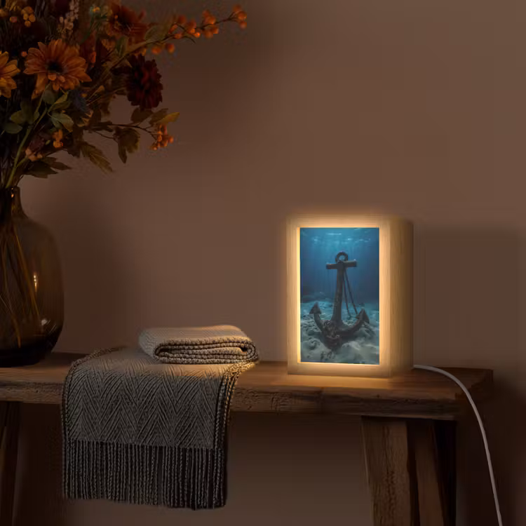 Anker - Ijzer - Zeebodem - Zand Light Box met kabel (Tafellamp) klein -sfeer4