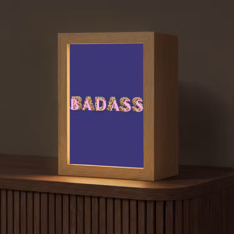 Badass - Panterpint - Schaduw - Roze Light Box met kabel (Tafellamp) klein -z3d_website