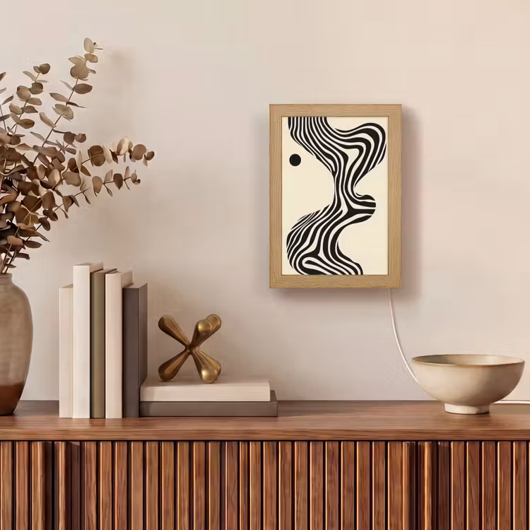 Beige - Lijnen - Golvend - Abstract Light Box met kabel (Tafellamp) klein -sfeer2