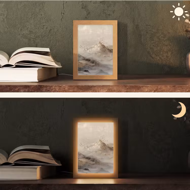 Berglandschap - Mist - Penseelstreken Light Box met kabel (Tafellamp) klein -sfeer3