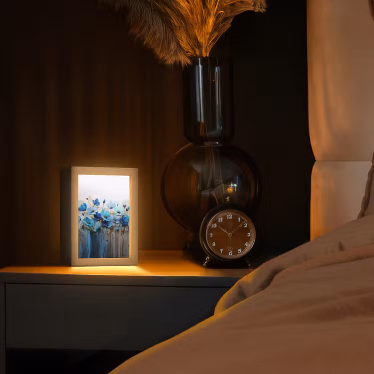 Bloemen - Schilderij - Blauw Light Box met kabel (Tafellamp) klein -sfeer1