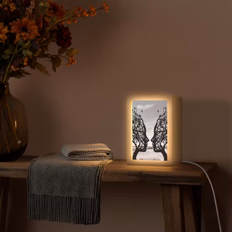 Bomen - Gezicht - Bladeren - Moderne kunst Light Box met kabel (Tafellamp) klein -sfeer4