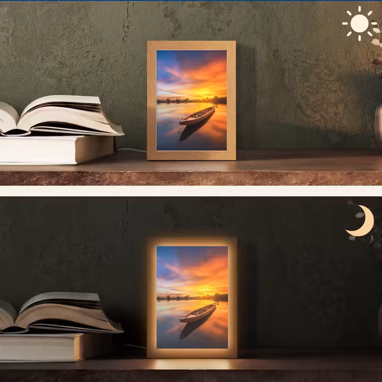 Boot - Water - Zonsondergang - Oranje - Water Light Box met kabel (Tafellamp) klein -sfeer3