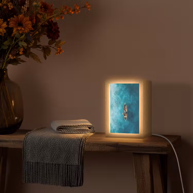 Bootje - Water - Blauw Light Box met kabel (Tafellamp) klein -sfeer4