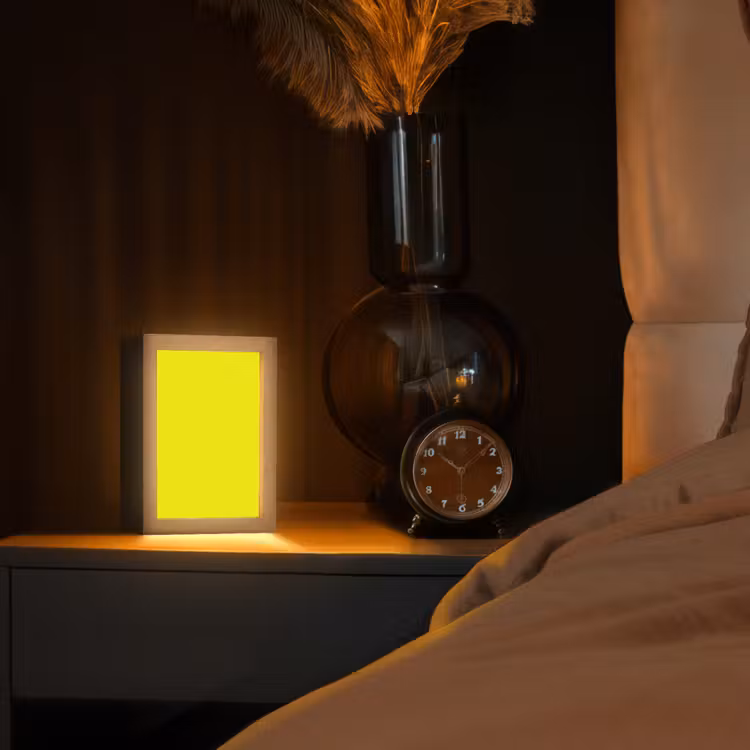 Bright - Canary - Geel Light Box met kabel (Tafellamp) klein 925 -sfeer1