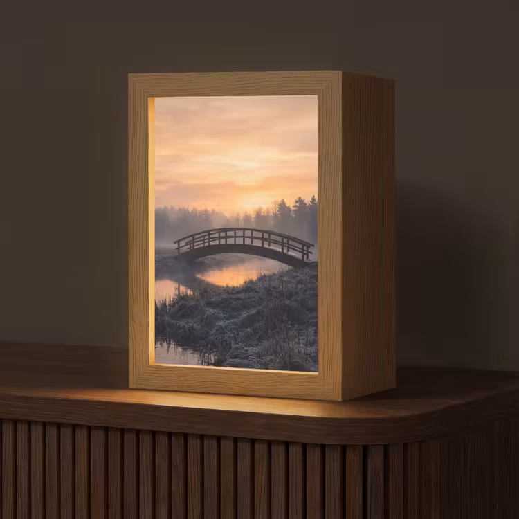 Brug - Mist - Bomen - Water Light Box met kabel (Tafellamp) klein -z3d_website