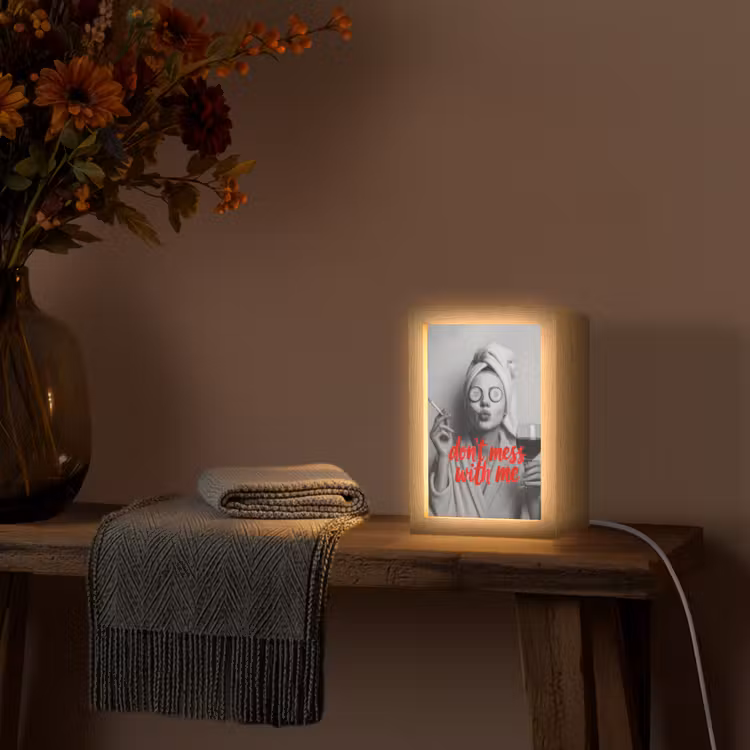 Don't mess with me - Wijn - Vrouw - Sigaret Light Box met kabel (Tafellamp) klein -sfeer4