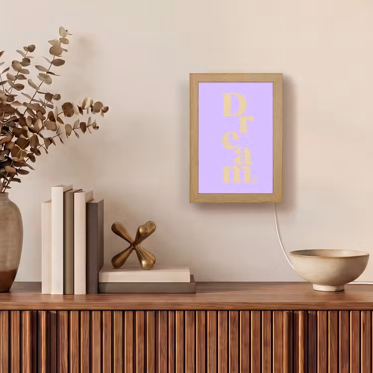 Dream - Paars - Typografisch Light Box met kabel (Tafellamp) klein -sfeer2