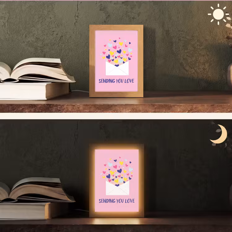 Envelop - Love - Hartjes - Valentijn Light Box met kabel (Tafellamp) klein -sfeer3