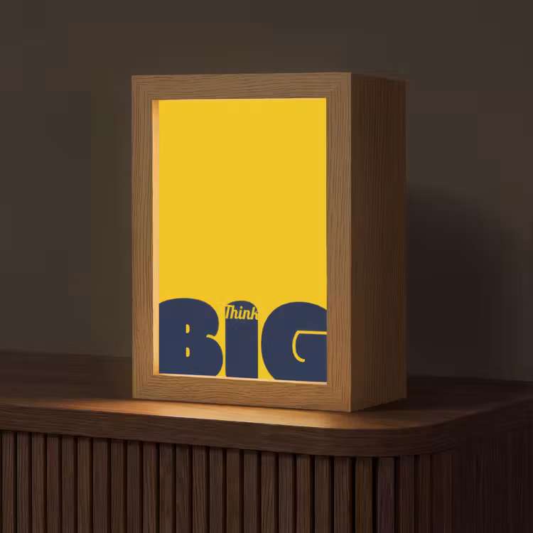 Geel - Think big - Grafisch Light Box met kabel (Tafellamp) klein -z3d_website