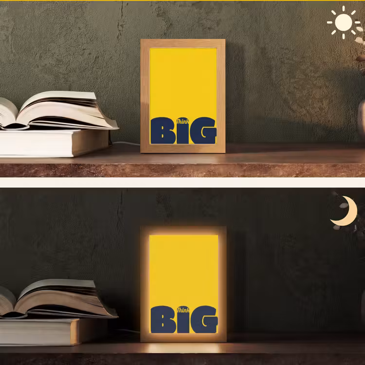 Geel - Think big - Grafisch Light Box met kabel (Tafellamp) klein -sfeer3