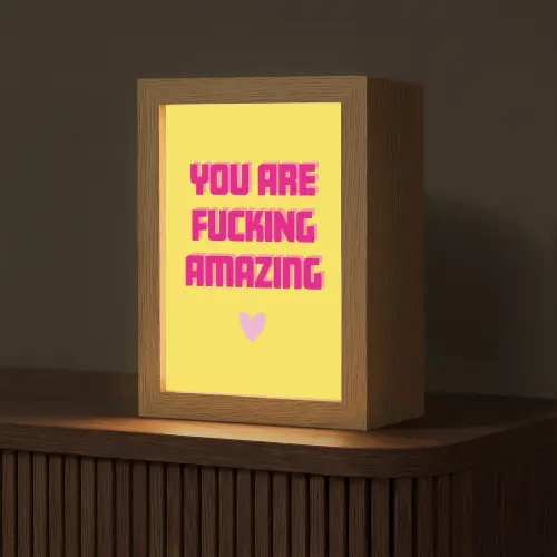 Geel - Valentijn - Tekst Light Box met kabel (Tafellamp) klein -z3d_website